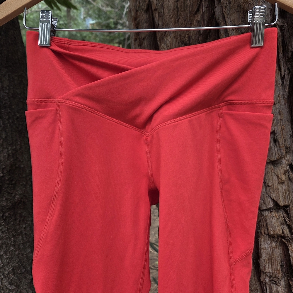 Fabletics Oasis Rib Crossover PureLuxe Leggings - Picture 5 of 11